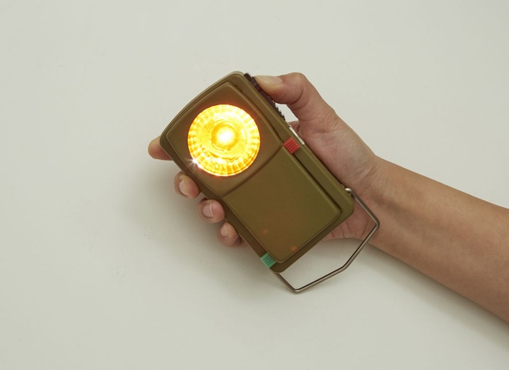 Actual product image Kikkerland Huckleberry Morse Code Light (HB16-EU)