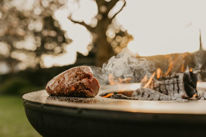 Produktbild Bonfeu BonBiza (geschlossen) Schwarz Grill-Feuerschale (80 cm)