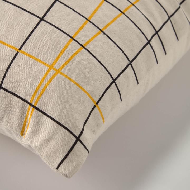 Actual product image Kave Home Saori (45 x 45 cm)
