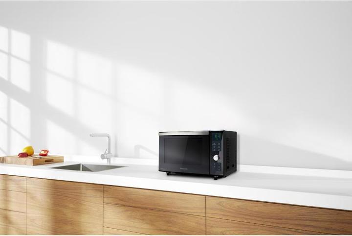 Image du produit Panasonic Nn-Df383bwpg (23 l)