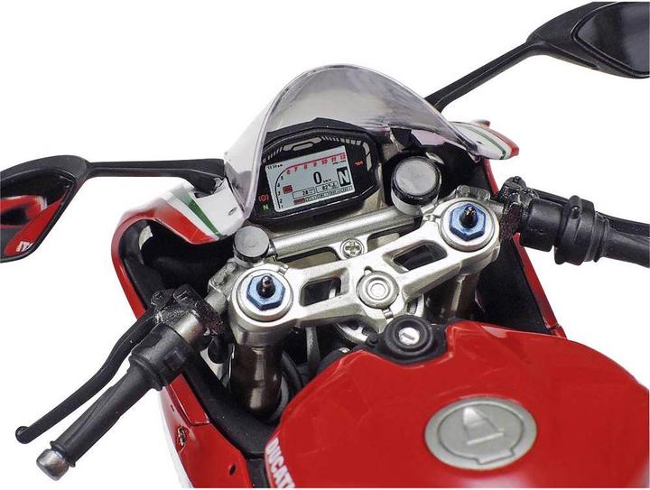 Actual product image Tamiya Motorcycle model 1:12 Ducati 1199 Panigale S Tricolore