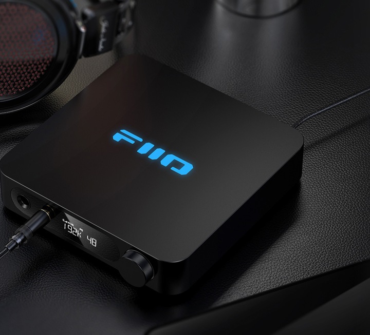 Actual product image FiiO K11 (gain switch, Display, USB-DAC)