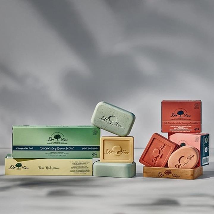 Produktbild Dr. Tree Duo Solid Nutrition Solid Shampoo + Nourishing Shower Gel Sulfatfrei Parabenfrei Nourish (Festes Shampoo)