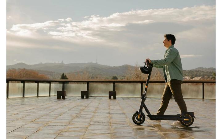 Immagine prodotto Segway-Ninebot MAX G2 D (20 km/h, 70 km, 450 W)