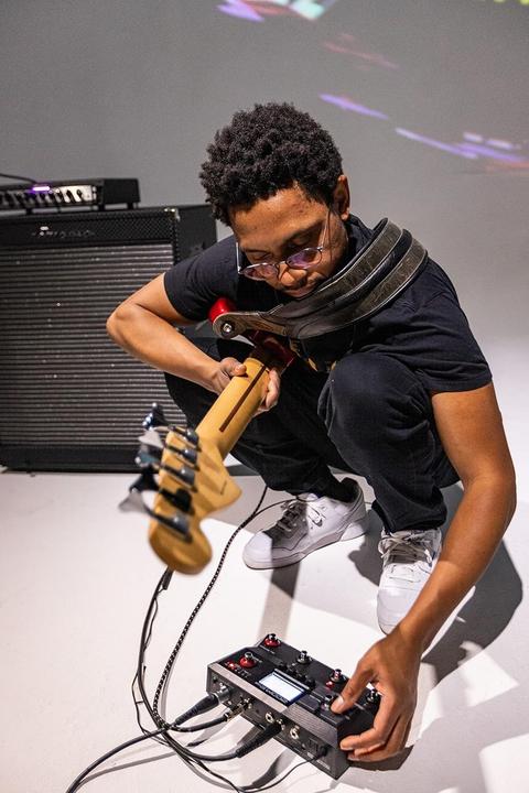 Image du produit Zoom Pédale multi-effets pour basse B2 FOUR (EU) (Contrebasse)