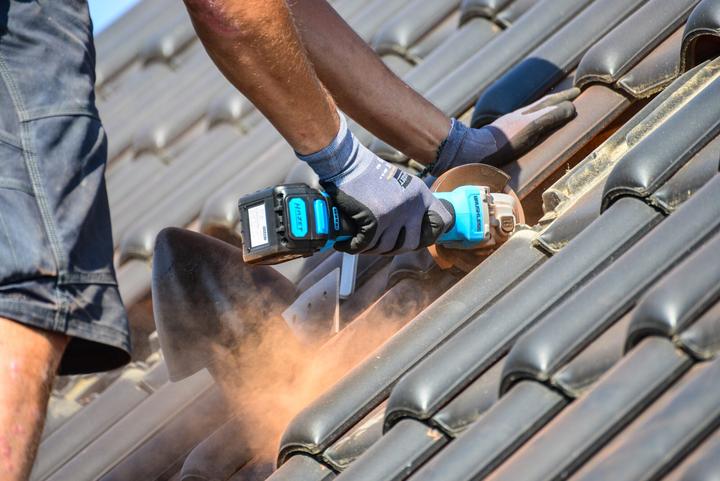 Actual product image HAZET Cordless right-angle grinder set ∙ 3 pieces 9233-7 ∙ Number of tools: 3 (125 mm)