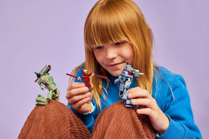 Image du produit LEGO Iron Man & War Machine contre les drones Hammer (76320, LEGO Marvel)