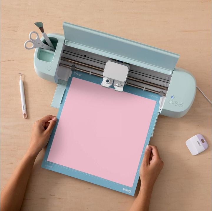 Actual product image Cricut Vinyl film cold activated 30 x 60 cm, light pink/magenta