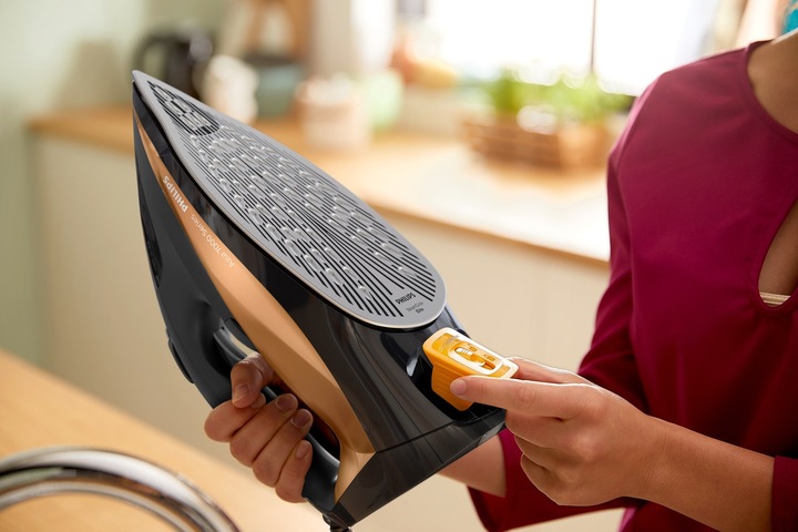 Actual product image Philips DST7040/80 (2800 W, 250 g/min)