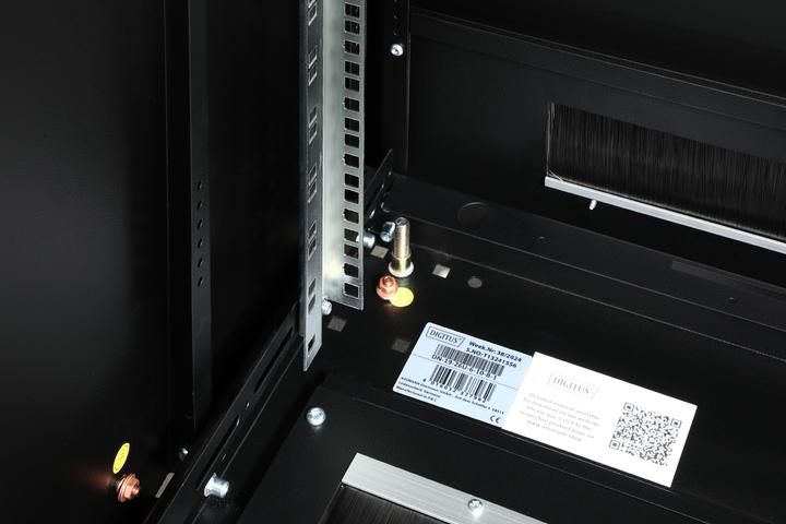 Actual product image Digitus Network Rack Unique Series - 600x1000 mm (WxD) (26 RU, 19 inch rack)
