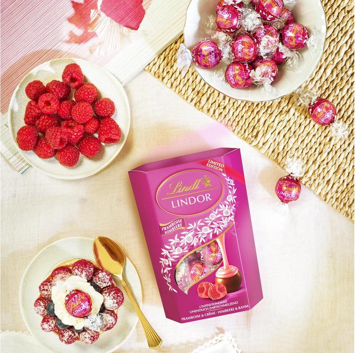 Actual product image Lindt Lindor balls raspberry & cream (200 g)