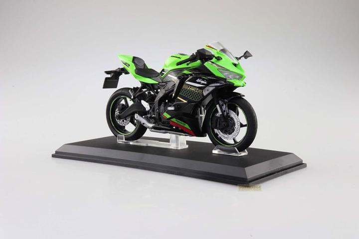 Aoshima Diecast Bike Series Statue 1/12 Kawasaki Ninja ZX-25R Lime Green×Ebony 16 cm