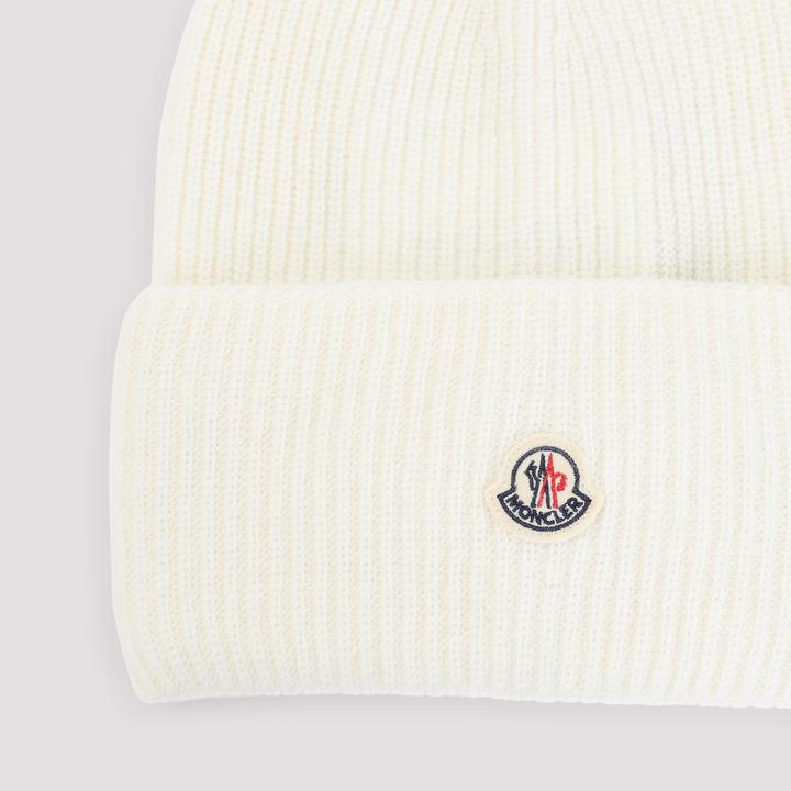 Actual product image Moncler K20933B00032.M1241