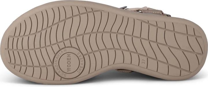 Actual product image Woden Line (37)