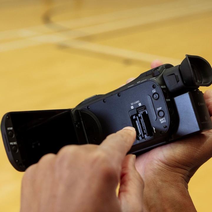 Image du produit Canon Legria HF G70 (21.14 Mpx, 25p, 20 x)