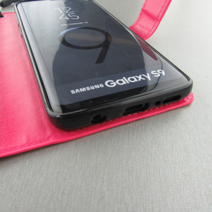 Actual product image PhoneLook Premium Flip cover (Samsung Galaxy S10e)