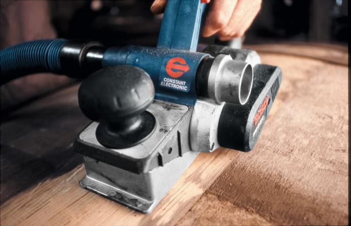 Actual product image Bosch Professional GHO 40-82 C with L-Boxx