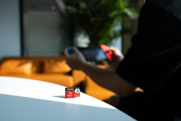 Produktbild Lexar Play Pro (1000 GB, microSD Express)