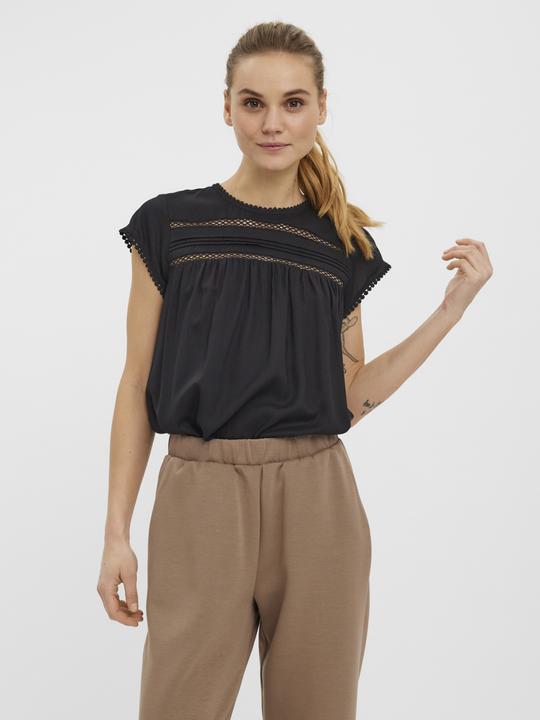 Actual product image Vero Moda Lace top with short sleeves (M)
