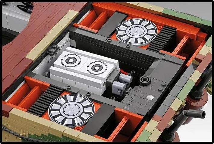 Actual product image Cobi 11000 PCS TIGER II Königstiger 1:12 COBI-2808
