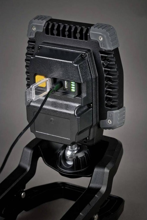 Actual product image Brennenstuhl LED floodlight - with rechargeable Li-Ion battery (3800 lm)