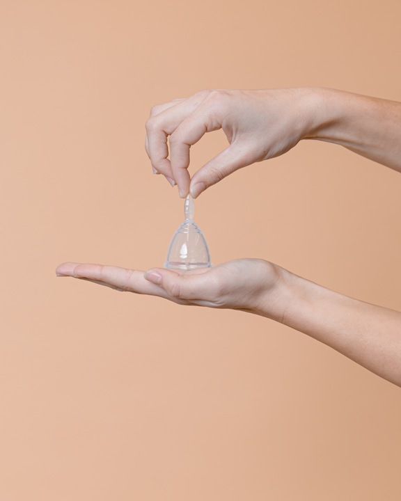 Actual product image Lovis Menstrual Cup (Mini)