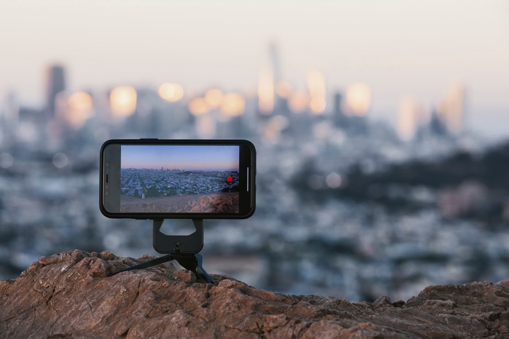 Actual product image Peak Design Tripod (Metal)