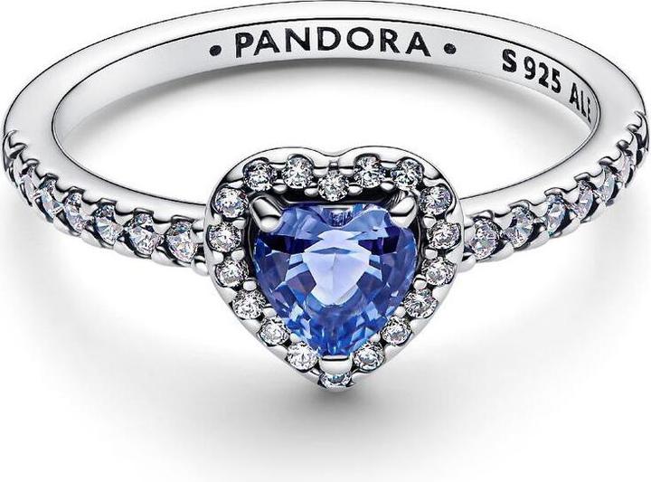 Actual product image Pandora Sparkling Elevated Heart Ring (52, 925 Silver)