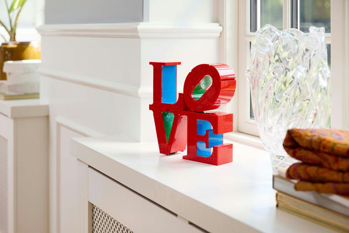Actual product image LEGO Love (31214, LEGO Art)