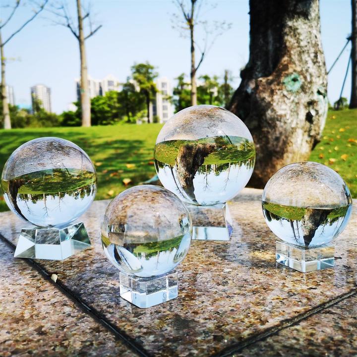 Produktbild Intirilife Glaskugel mit Ständer 60 mm