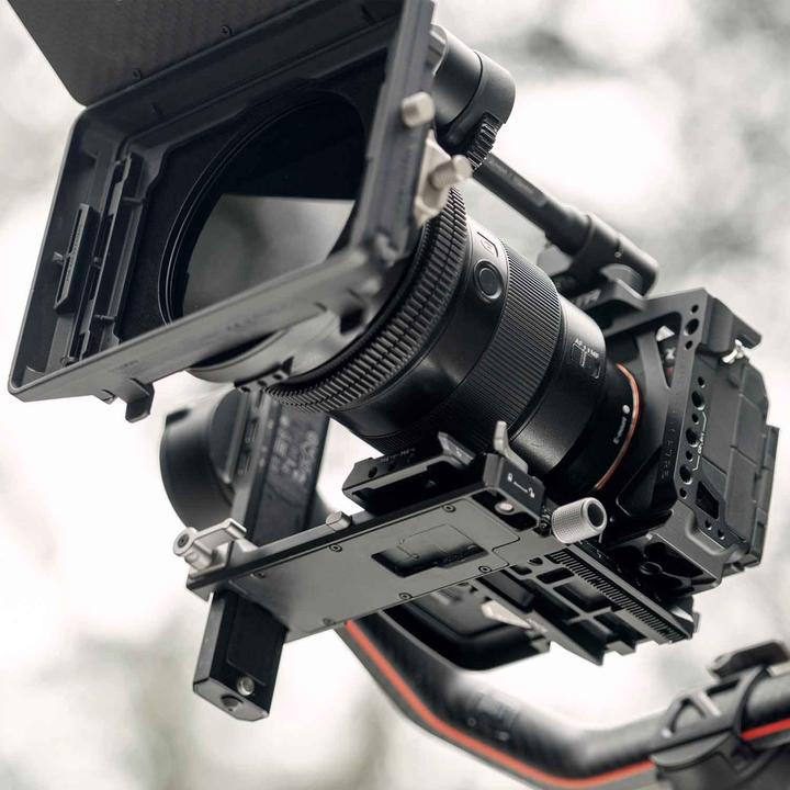 Immagine prodotto Tilta Kit leggero per Sony a7R V (Gabbietta)