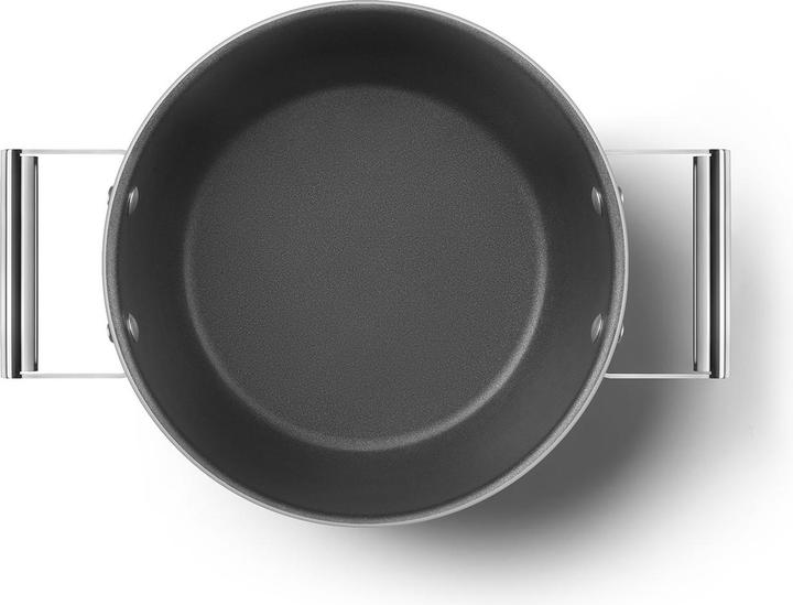 Actual product image Smeg CKFC2411RDM Casserole Ø 24 cm with glass lid, 2 handles, red (24 cm, Casserole + Stewpot, Aluminium, Stainless steel)