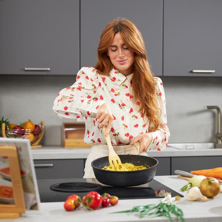 Produktbild Relaxdays Schmorpfanne (Bräter + Schmortopf, Bratpfanne, Aluminium, 28 x 14 cm)