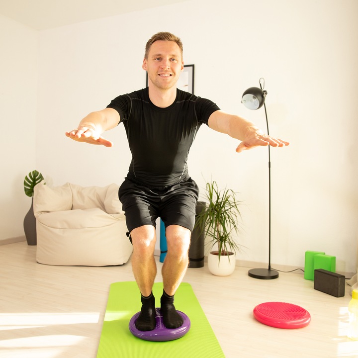 Image du produit Relaxdays Disque d'équilibre de 33 cm avec pompe à air