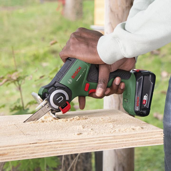 Produktbild Bosch Home & Garden UniversalCut 18V-65