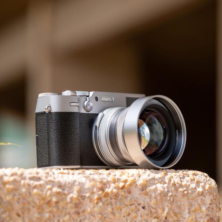 Actual product image Viltrox TCL X100VI Telephoto Conversion Lens for Fuji X100VI Silver (Teleconverter)