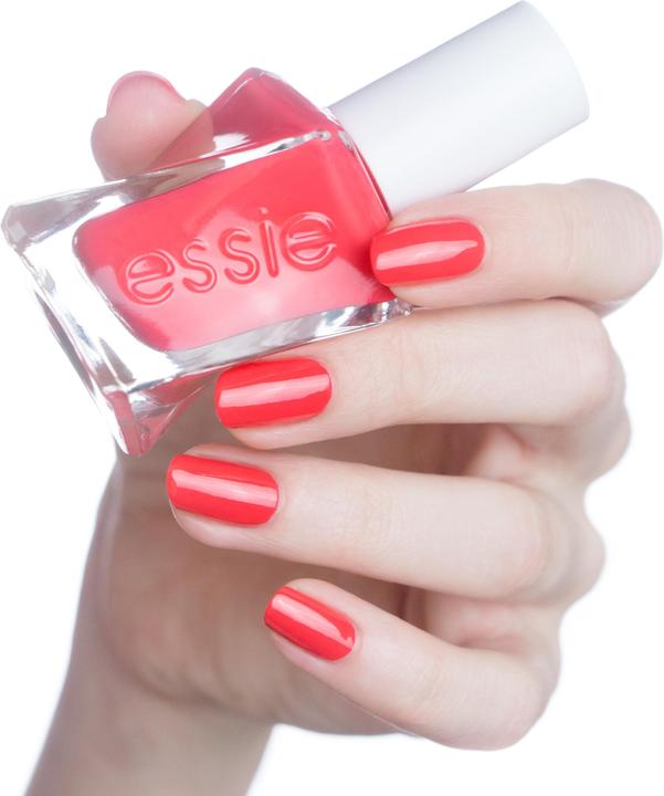 Actual product image Essie Gel Couture (470 Sizzling Hot, Colour paint)