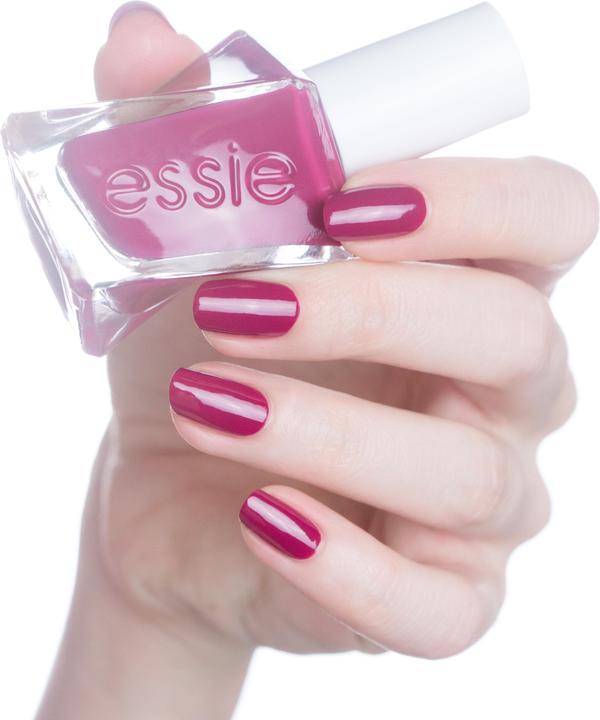 Actual product image Essie Gel Couture (473 V.I.Please, Colour paint)