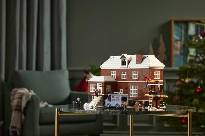 Actual product image LEGO Home Alone (21330, LEGO Ideas, LEGO Rare sets)