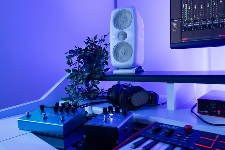 Productafbeelding IK Multimedia iLoud MTM MKII Paar - 100 Watt actief (Actief, Paar, 2x 100 W)