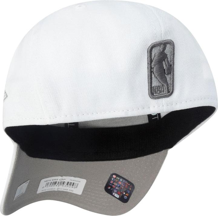 Produktbild New Era 39Thirty Stretch Cap - Chicago Bulls optic white M/L