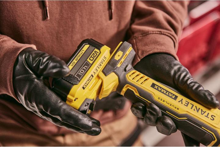 Produktbild Stanley ST-WINKELSCHLEIFER V20 2x4.0Ah 125mm SFMCG700M2K (125 mm)