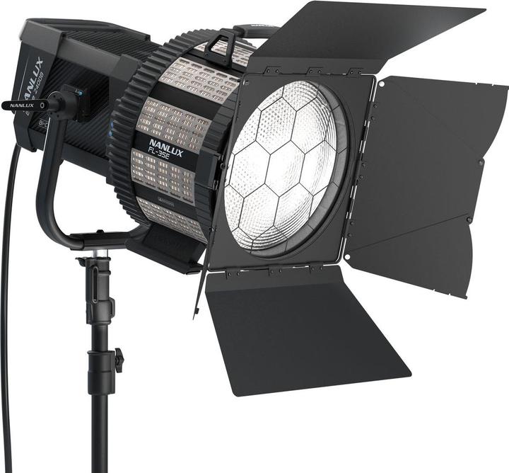 Immagine prodotto Nanlux FL-35E Motorized Fresnel Lens 15-46 Degrees (NX-FL35E) (Luce studio)