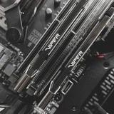 Immagine prodotto Patriot acciaio viper (2 x 8GB, 3600 MHz, DDR4-RAM, DIMM)