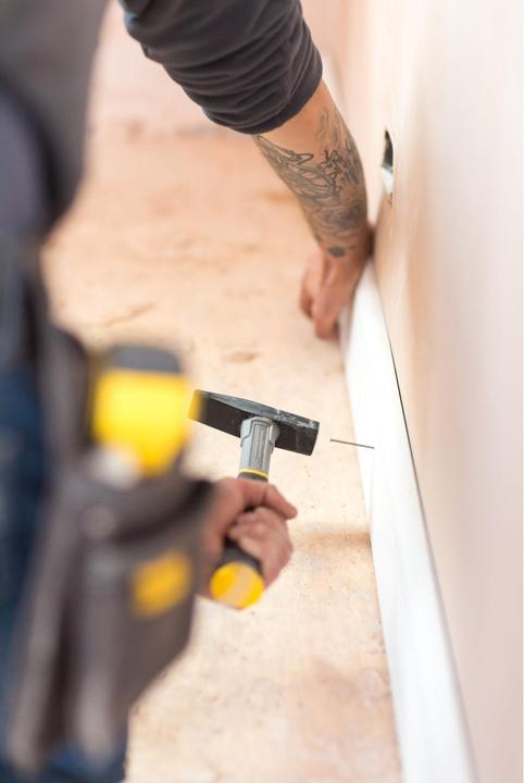 Actual product image Black & Decker fitter's hammer (764 g)
