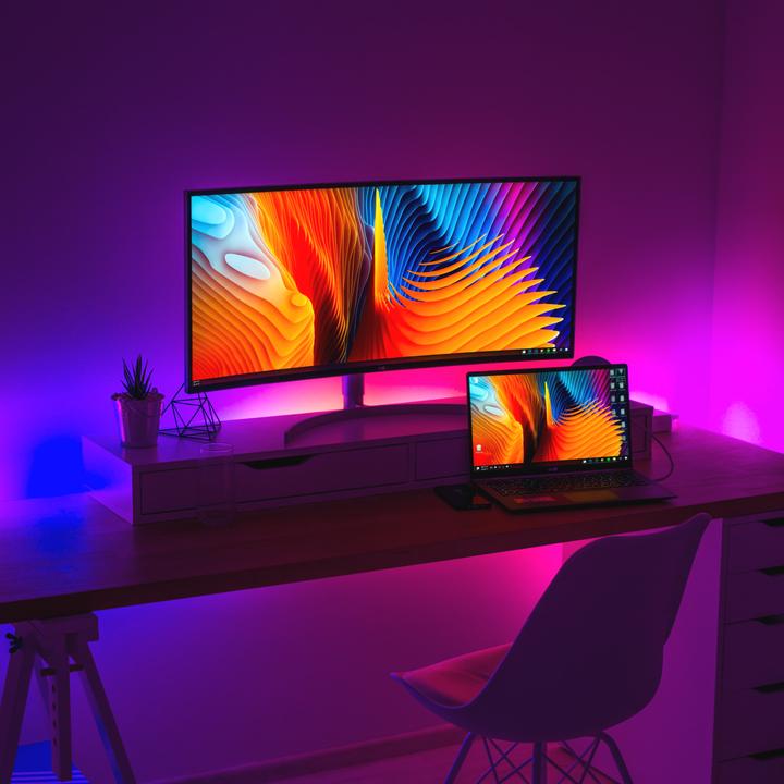 Actual product image Lifx Z Strip complete (RGB, 100 cm, Indoor)