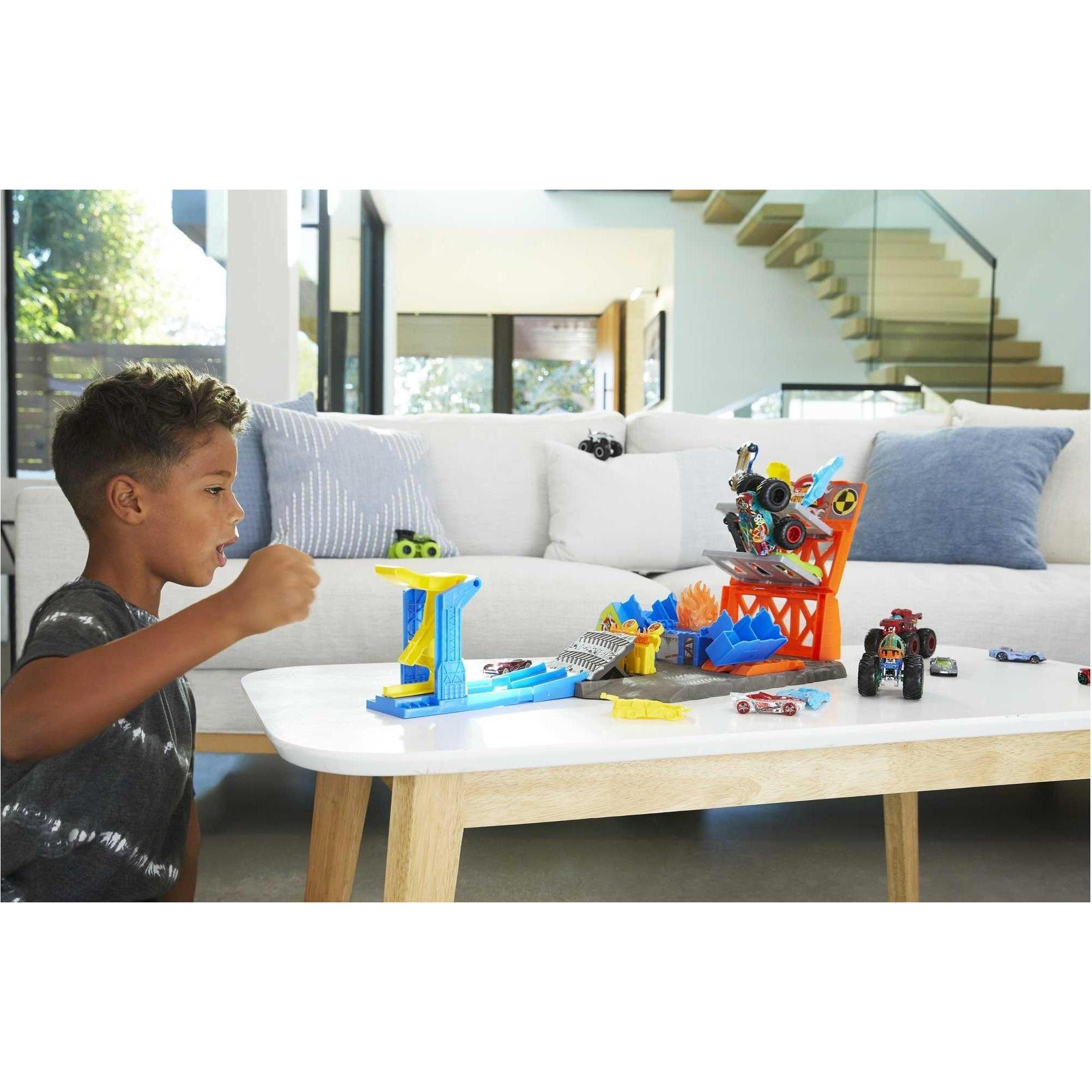 Thumbnail - Hot Wheels Monstertrucks Sprengstation