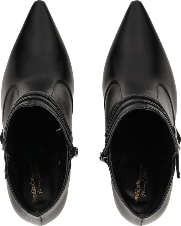 Actual product image Nero Giardini Stiefelette (39)