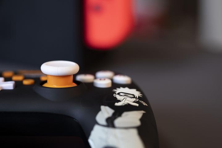 Productafbeelding Konix Naruto Gamepad (PC, Switch)