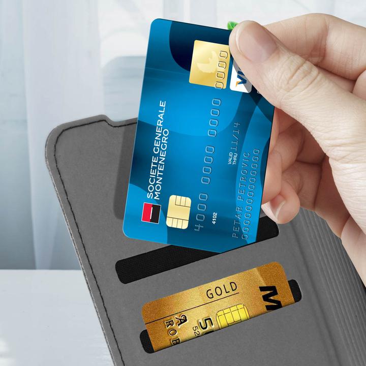 Actual product image OtterBox Strada Folio (Samsung Galaxy S22+)